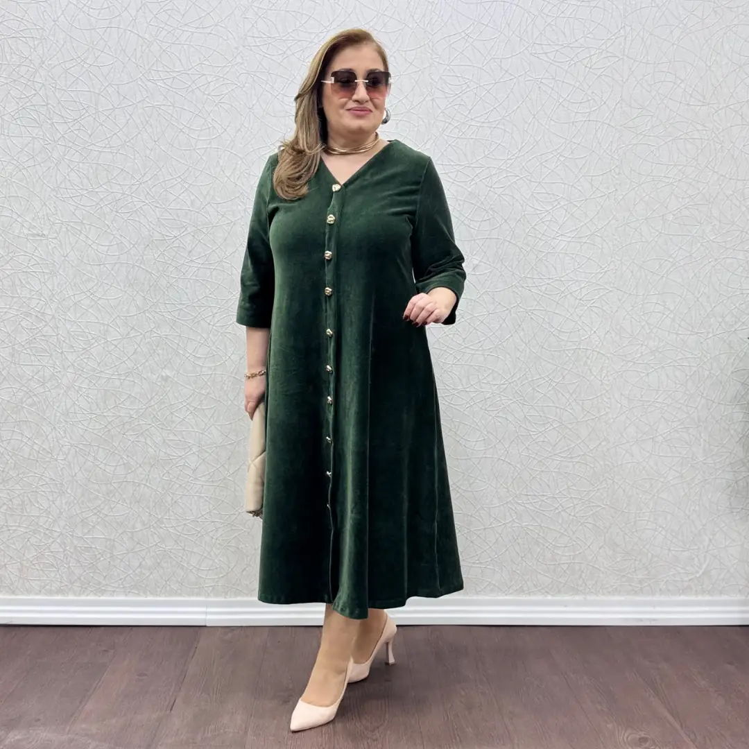 Düğmeli Kadife Elbise · Yeşil