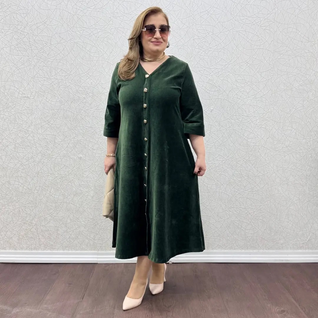 Düğmeli Kadife Elbise — Yeşil — görsel 2
