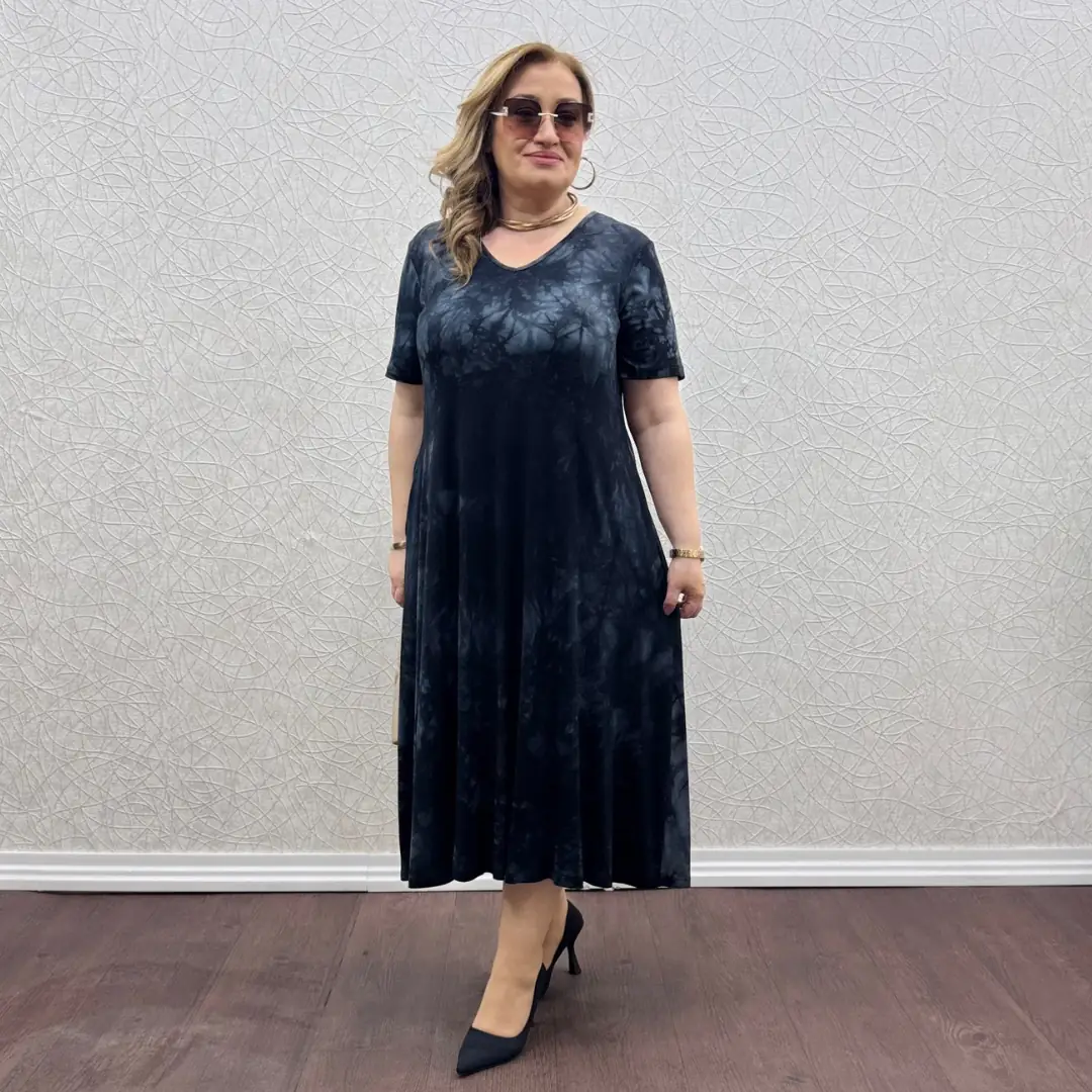 Likralı V yaka Penye Elbise · Siyah Batik Desen