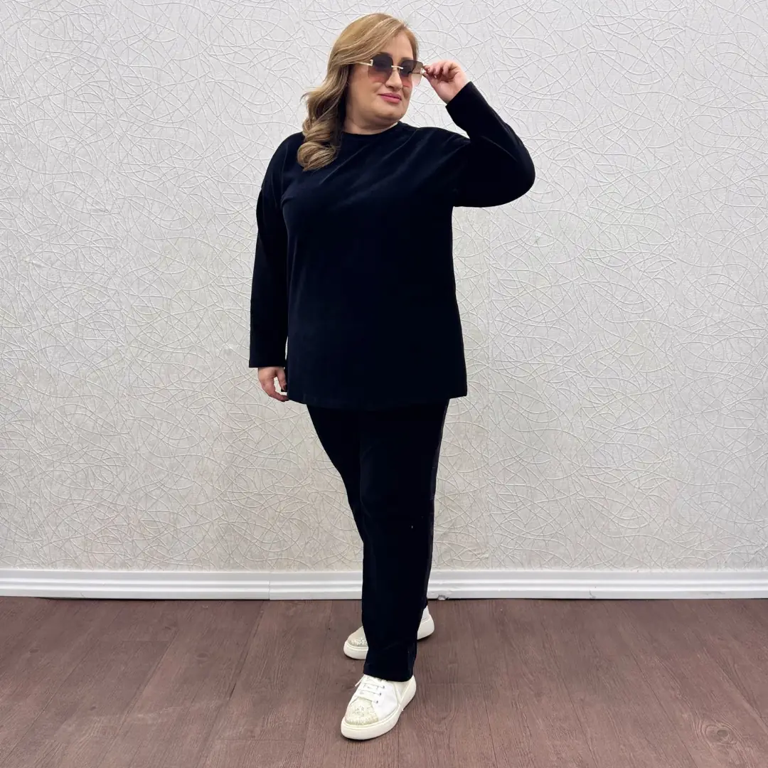 Kadife Taşlı Takım · Siyah